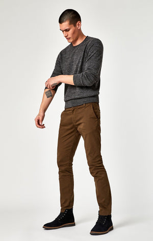 JOHNNY SLIM CHINO IN BROWN TWILL - Mavi Jeans