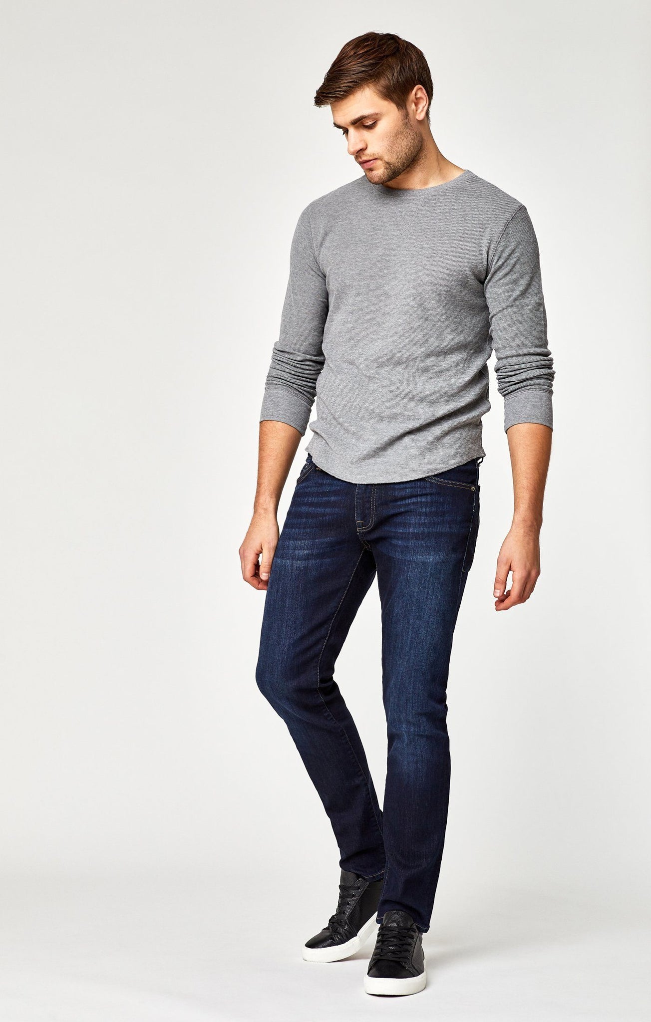 MARCUS SLIM STRAIGHT LEG IN RINSE BRUSHED WILLIAMSBURG - Mavi Jeans