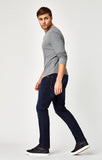 MARCUS SLIM STRAIGHT LEG IN RINSE BRUSHED WILLIAMSBURG - Mavi Jeans