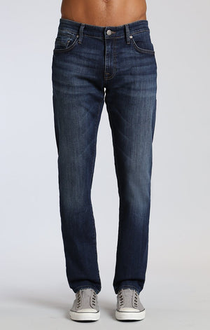 MARCUS SLIM STRAIGHT IN DARK GEORGETOWN - Mavi Jeans