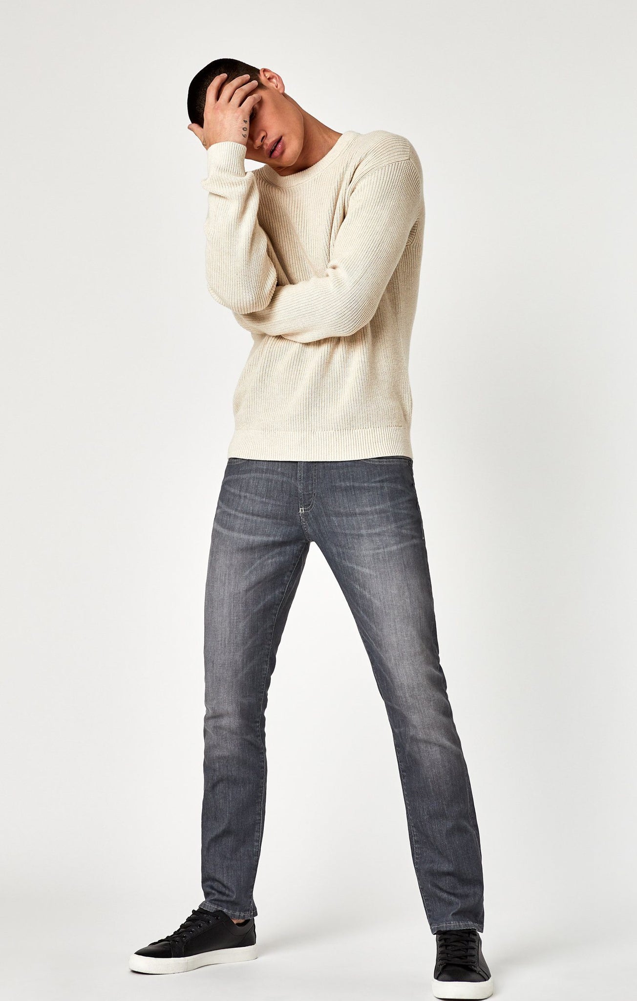 MARCUS SLIM STRAIGHT LEG IN LIGHT GREY WHITE EDGE - Mavi Jeans