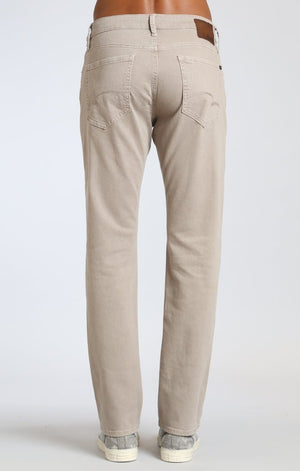 MARCUS SLIM STRAIGHT LEG IN STONE WASHED COMFORT - Mavi Jeans