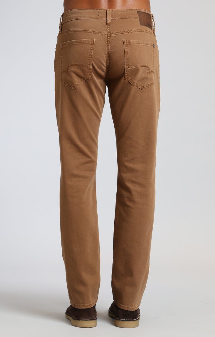 MARCUS SLIM STRAIGHT LEG IN TOFFEE WASHED COMFORT - Mavi Jeans