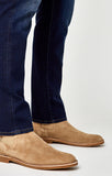 MARCUS SLIM STRAIGHT LEG IN DEEP SOFT MOVE - Mavi Jeans