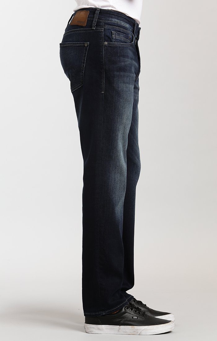 MARCUS SLIM STRAIGHT LEG IN DARK CAPITOL HILL - Mavi Jeans