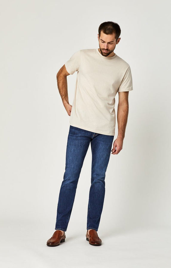 MARCUS SLIM STRAIGHT LEG IN DARK INDIGO WILLAMSBURG - Mavi Jeans