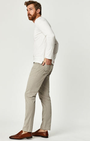 MARCUS SLIM STRAIGHT LEG IN PALOMA SATEEN TWILL - Mavi Jeans