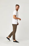 MARCUS SLIM STRAIGHT LEG IN MOREL SATEEN TWILL - Mavi Jeans