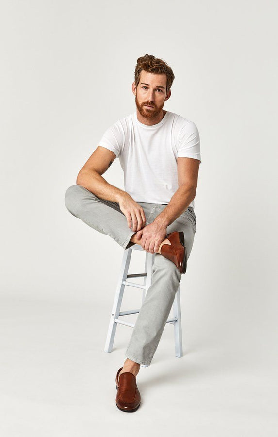 MARCUS SLIM STRAIGHT LEG IN LT GREY COMFORT - Mavi Jeans