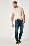 MARCUS SLIM STRAIGHT LEG IN DEEP BLUE CASHMERE - Mavi Jeans