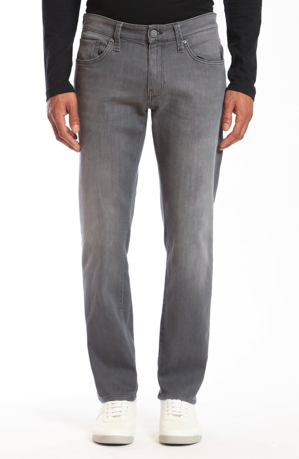 MARCUS SLIM STRAIGHT LEG IN LT GREY MANHATTAN - Mavi Jeans