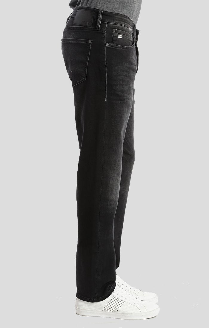 MARCUS SLIM STRAIGHT LEG IN SMOKE SPORTY - Mavi Jeans