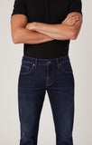 MARCUS SLIM STRAIGHT LEG IN DEEP BLUE SUPERMOVE - Mavi Jeans