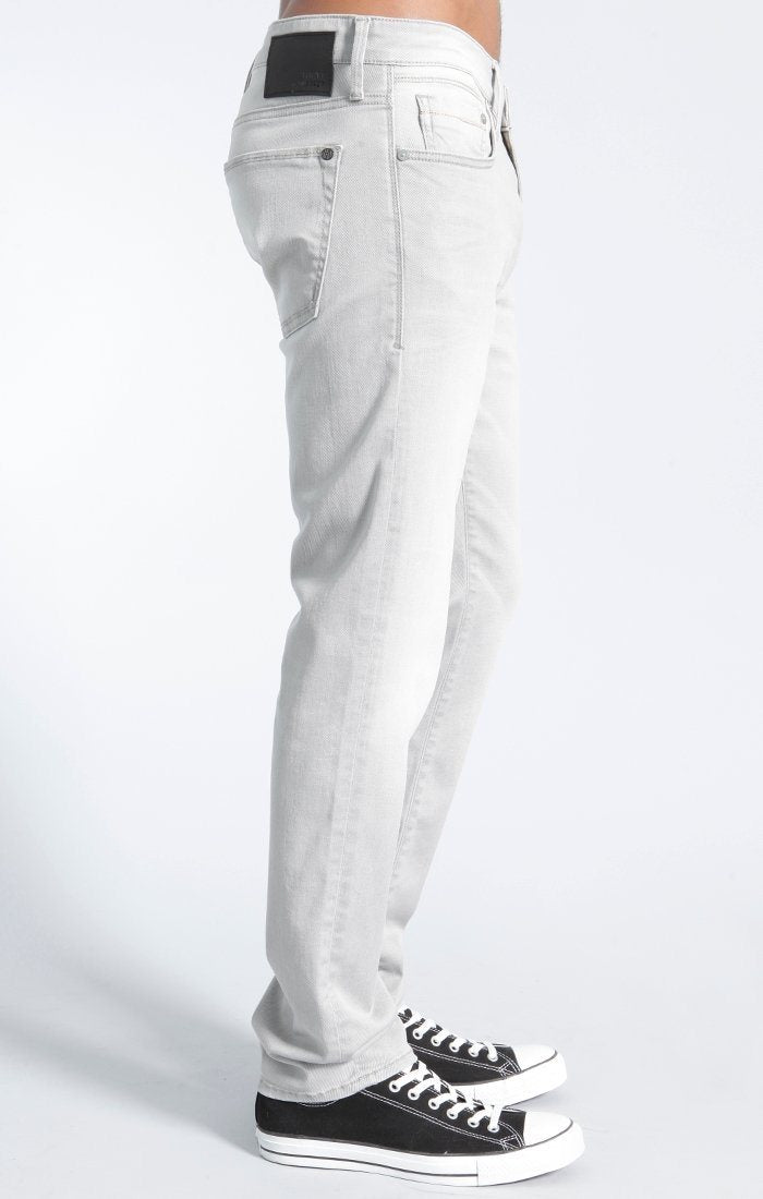 JAKE SLIM STRAIGHT LEG IN ICE GREY COOL WHITE EDGE - Mavi Jeans