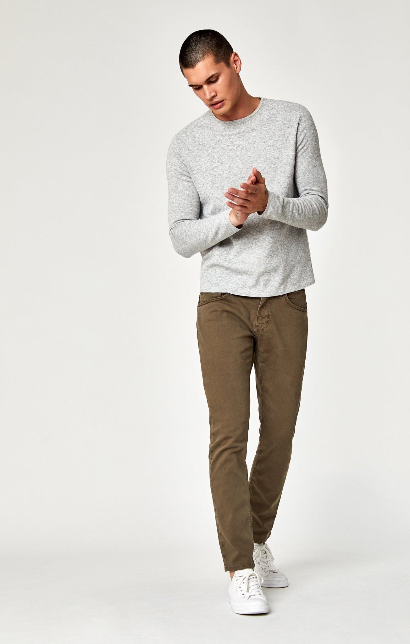 JAKE SLIM LEG IN KHAKI WASHED COMFORT - Mavi Jeans