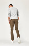 JAKE SLIM LEG IN KHAKI WASHED COMFORT - Mavi Jeans