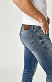 JAKE SLIM LEG IN DARK SHADED AUTHENTIC VINTAGE - Mavi Jeans