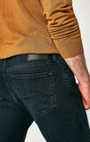 JAKE SLIM LEG IN DEEP BLUE-BLACK WILLIAMSBURG - Mavi Jeans