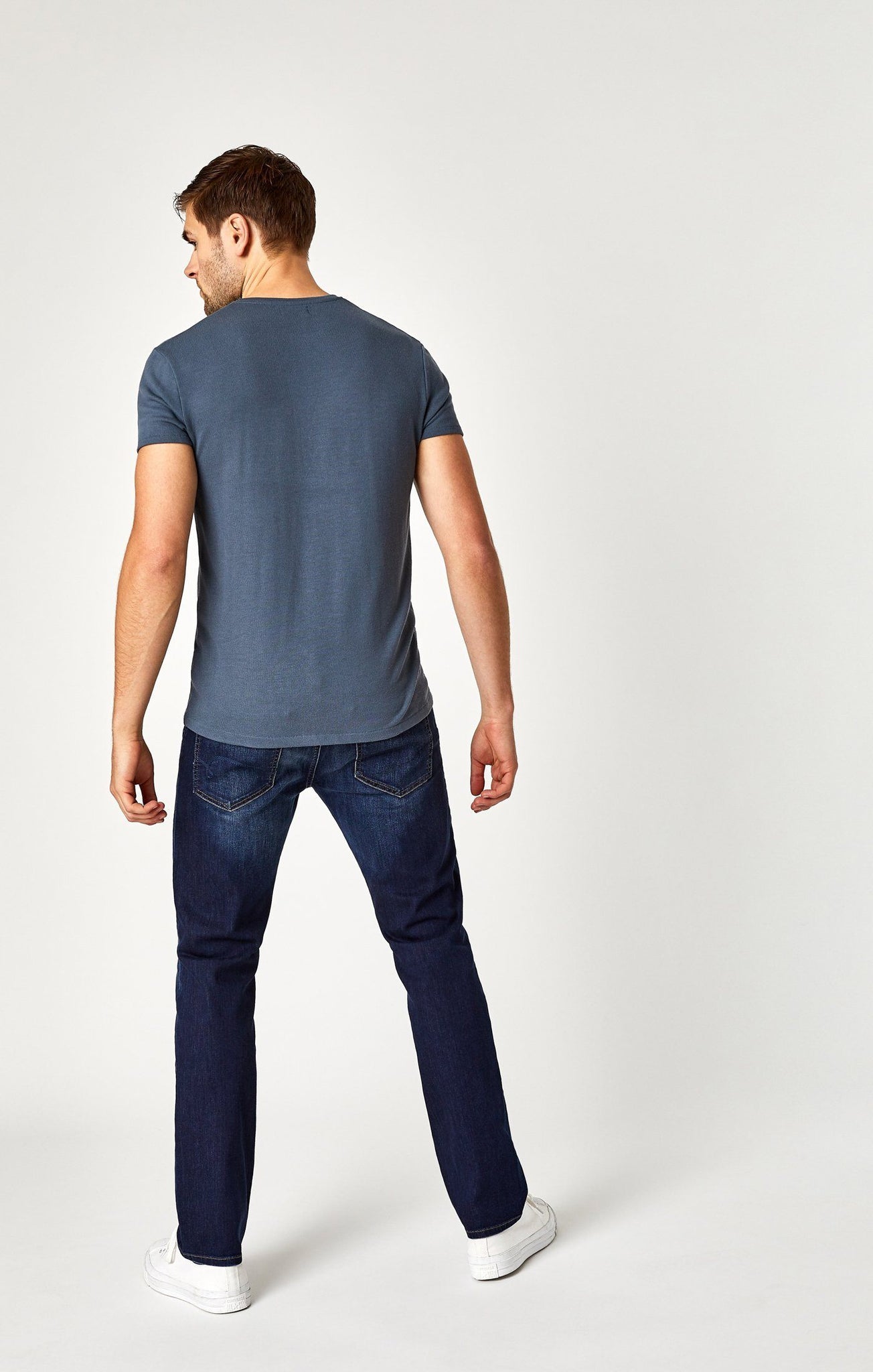 MARCUS SLIM STRAIGHT LEG IN MID TONAL WILLIAMSBURG - Mavi Jeans