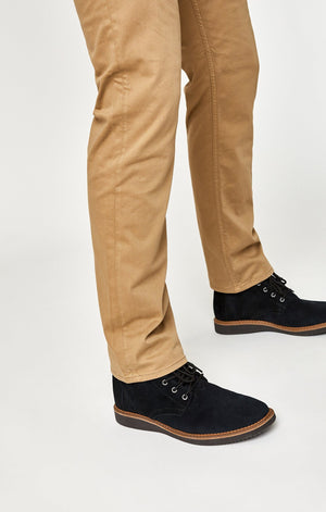 ZACH STRAIGHT LEG IN BRITISH KHAKI TWILL - Mavi Jeans