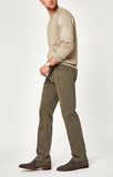 ZACH STRAIGHT LEG IN DUSTY OLIVE TWILL - Mavi Jeans