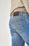 ZACH STRAIGHT LEG IN LIGHT BLUE WILLAMSBURG - Mavi Jeans