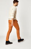 ZACH STRAIGHT LEG IN ALMOND TWILL - Mavi Jeans