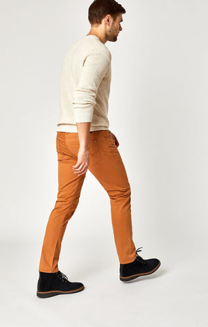 ZACH STRAIGHT LEG IN ALMOND TWILL - Mavi Jeans