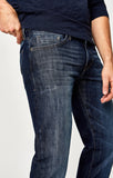 ZACH STRAIGHT LEG IN RINSE STANFORD - Mavi Jeans