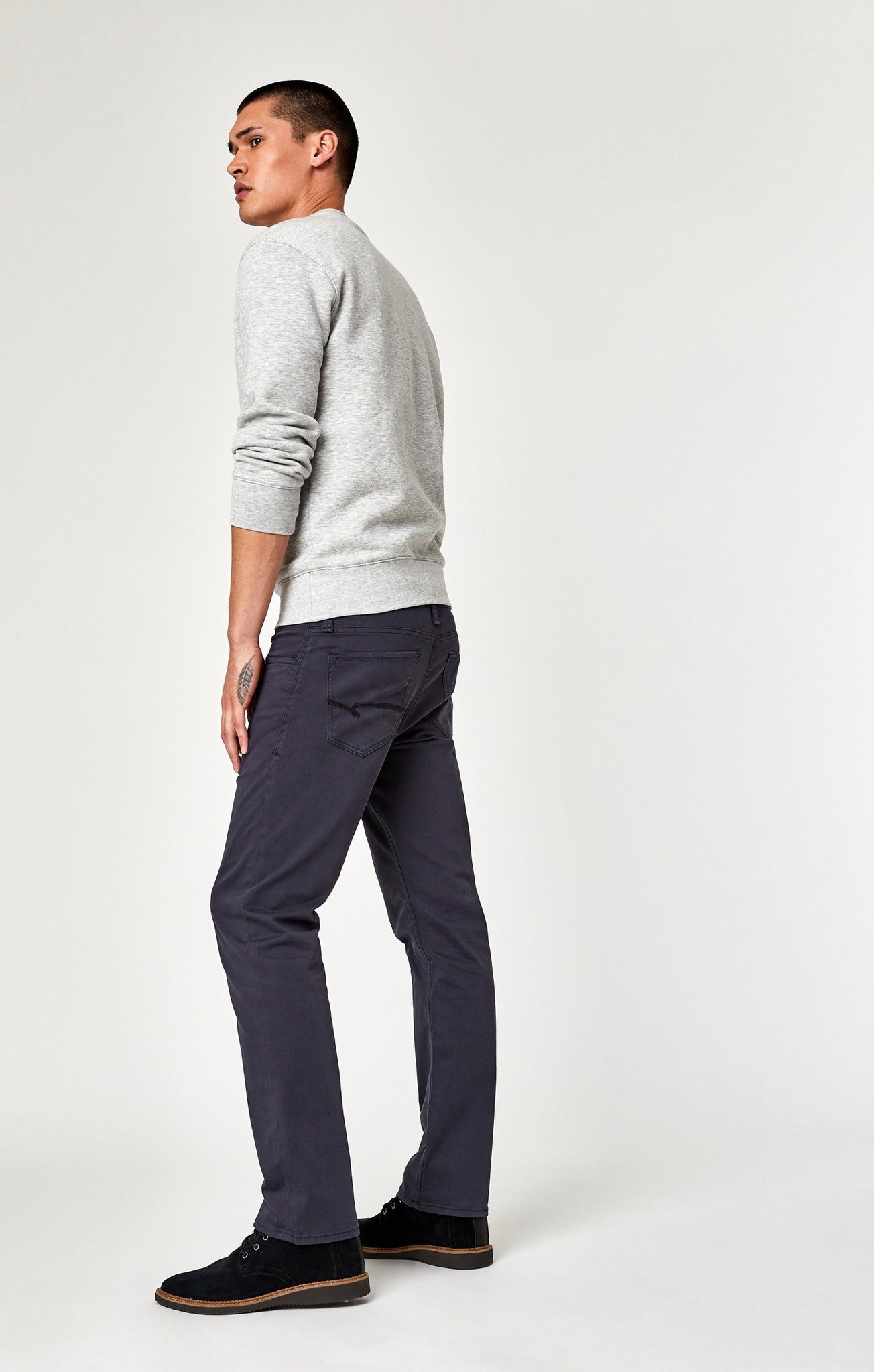 ZACH STRAIGHT LEG IN DARK BLUE TWILL - Mavi Jeans