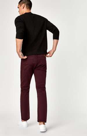 ZACH STRAIGHT LEG IN BURGUNDY TWILL - Mavi Jeans