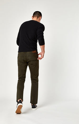 ZACH STRAIGHT LEG IN DARK GREEN TWILL - Mavi Jeans