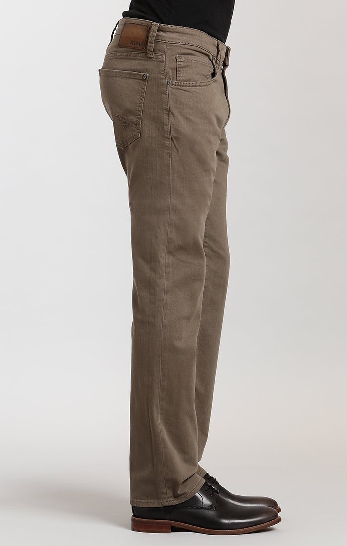 ZACH STRAIGHT LEG IN KHAKI WASHED COMFORT - Mavi Jeans