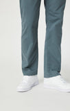 ZACH STRAIGHT LEG IN STORMY WEATHER SATEEN - Mavi Jeans