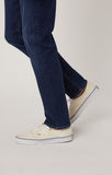 ZACH STRAIGHT LEG IN DARK BLUE SUPERMOVE - Mavi Jeans
