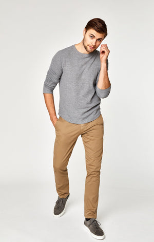 JOHNNY SLIM LEG CHINO IN BRITISH KHAKI TWILL - Mavi Jeans