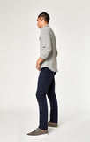 JOHNNY SLIM CHINO IN DARK NAVY TWILL - Mavi Jeans