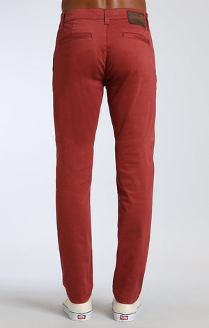 JOHNNY SLIM LEG CHINO IN ROSE WOOD TWILL - Mavi Jeans