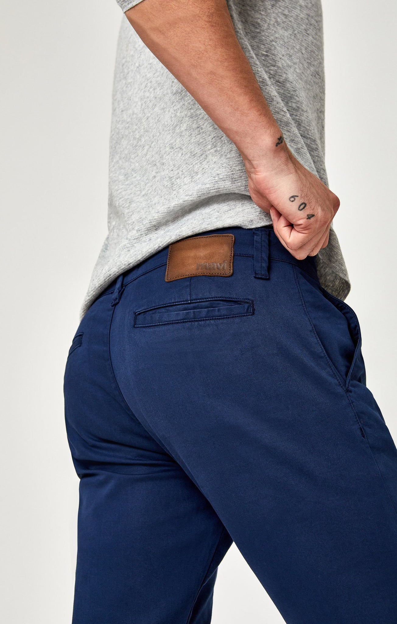 JOHNNY SLIM CHINO IN MARINE BLUE TWILL - Mavi Jeans