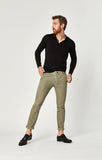 JOHNNY SLIM CHINO IN KHAKI DIAGONAL TWILL - Mavi Jeans