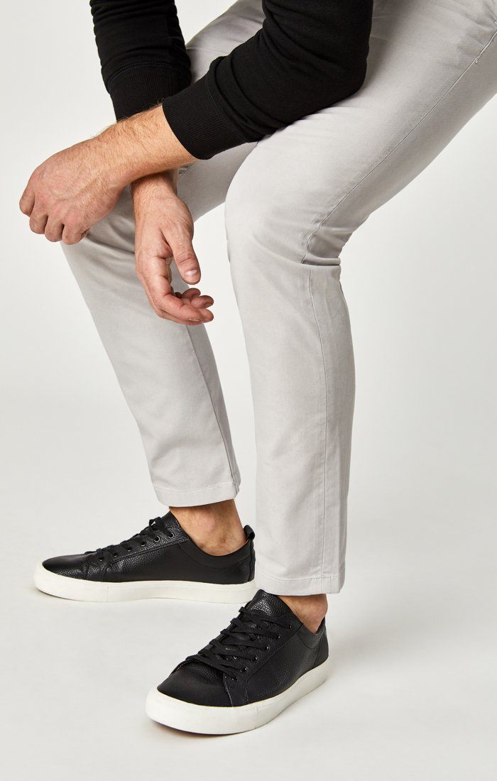 JOHNNY SLIM LEG CHINO IN GREY TWILL - Mavi Jeans