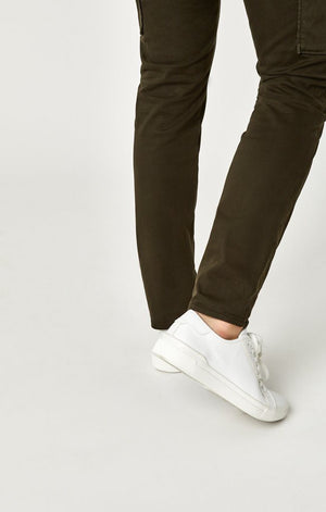 KEVIN SLIM CARGO IN DARK GREEN TWILL - Mavi Jeans