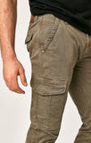MARCUS SLIM STRAIGHT CARGO IN LATTE TWILL - Mavi Jeans