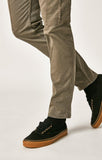 MARCUS SLIM STRAIGHT CARGO IN LATTE TWILL - Mavi Jeans