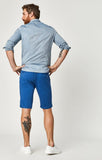 JACOB SHORTS IN BRIGHT COBALT SATEEN TWILL - Mavi Jeans