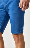 JACOB SHORTS IN BRIGHT COBALT SATEEN TWILL - Mavi Jeans