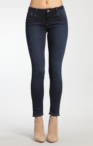 ADRIANA SUPER SKINNY IN DEEP SATEEN SHANTI POPSTAR - Mavi Jeans