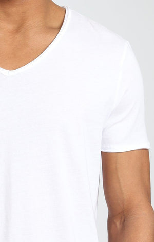 BASIC V-NECK TEE IN WHITE - Mavi Jeans