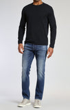 MARCUS SLIM STRAIGHT LEG IN MID DISTRESSED AUTHENTIC - Mavi Jeans