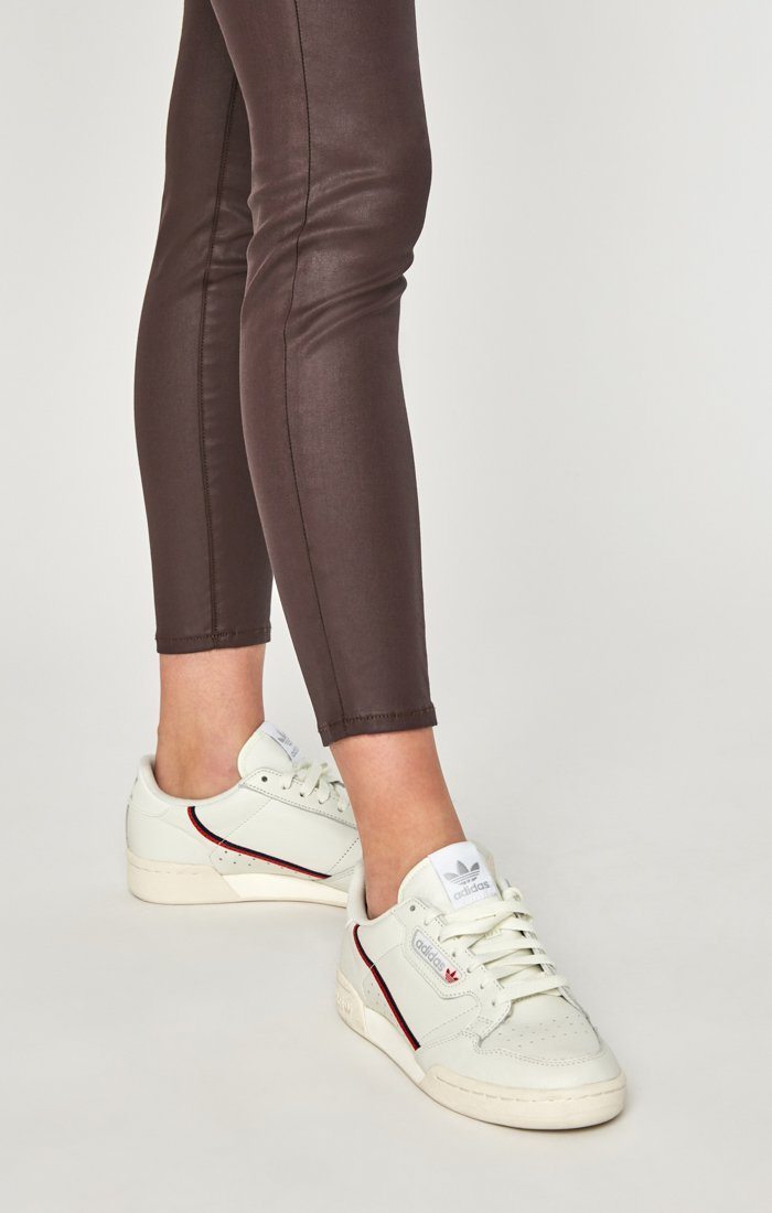 TESS SUPER SKINNY IN BORDEAUX JEATHER - Mavi Jeans